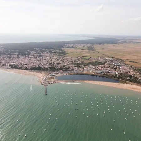 Maison De Confortable Pres De La - Fr-1-194-337 *