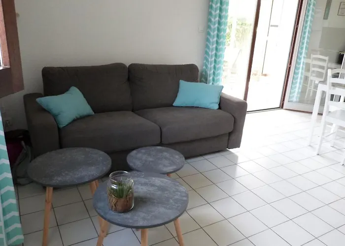 Maison De Confortable Pres De La - Fr-1-194-337