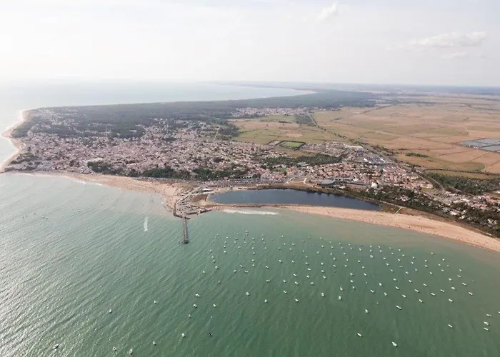 Maison De Confortable Pres De La - Fr-1-194-337 *